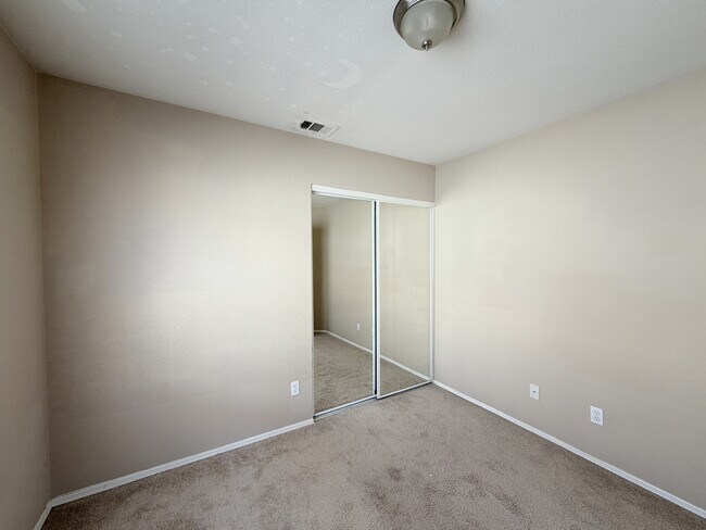 Building Photo - 3667 Spring Willow Ct