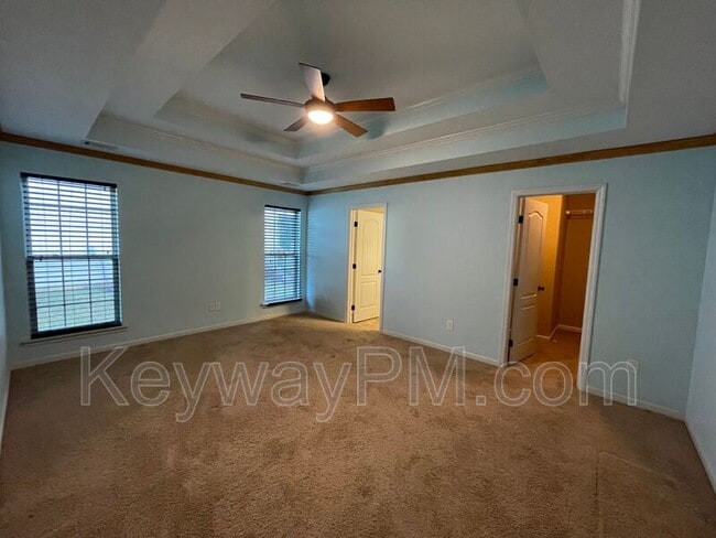 Building Photo - 811 Oshields Ct