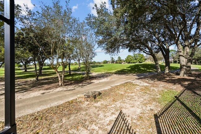 Building Photo - 1122 Wellshire Dr