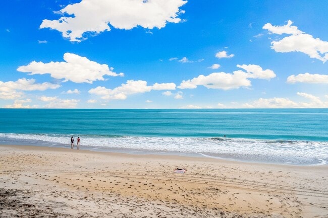 Building Photo - Oceanview 2 BR 2 BA in Vero Beach Turnkey Monthly Rental