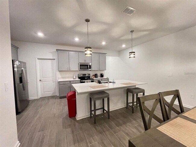 Building Photo - 1543 Cross Prairie Pkwy