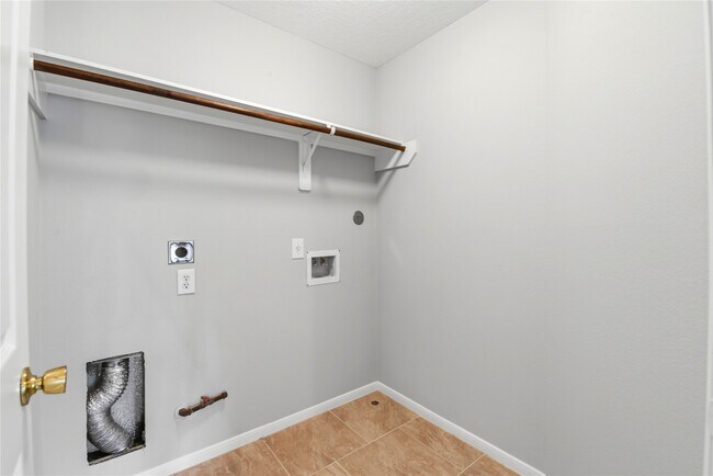 Building Photo - 1107 Northgate Springs Dr