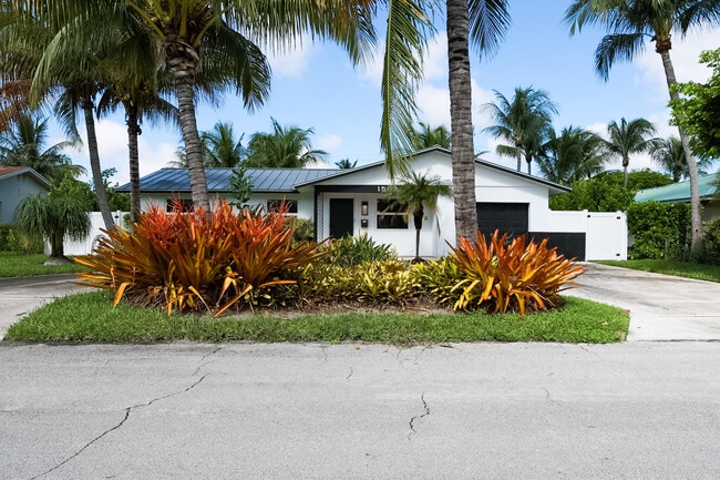 Primary Photo - 1502 NW 4th Ave