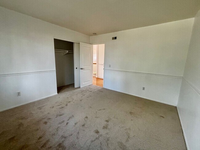 Building Photo - Beautiful La Jolla Alta Home! 50% off Firs...