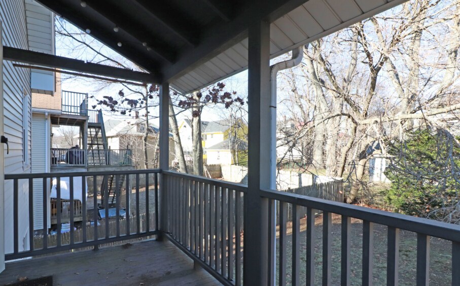 Building Photo - 394 Mount Auburn St