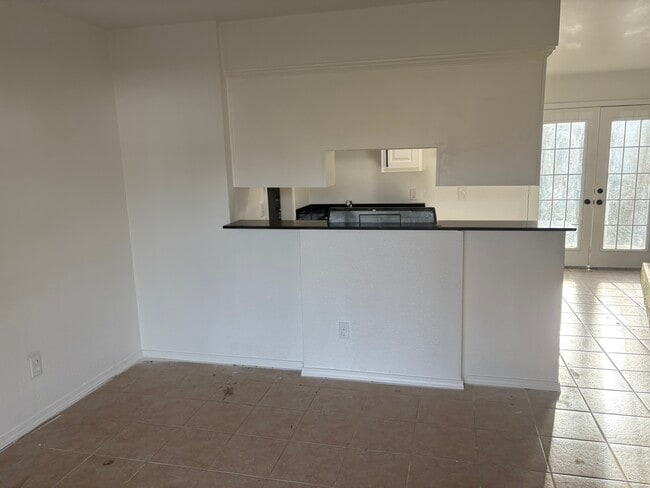 Building Photo - 16376 Hamestring Rd