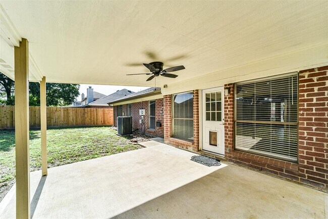 Building Photo - 19422 Stamford Dr