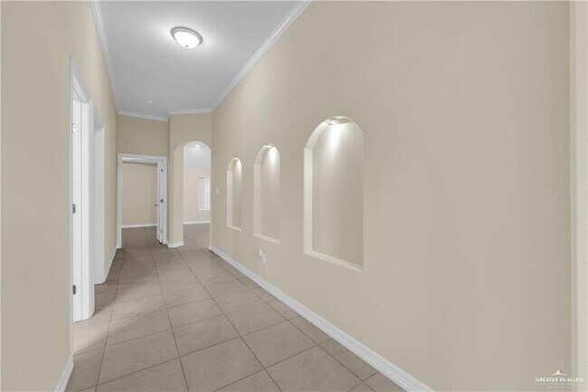 Building Photo - 2308 Water Willow Dr