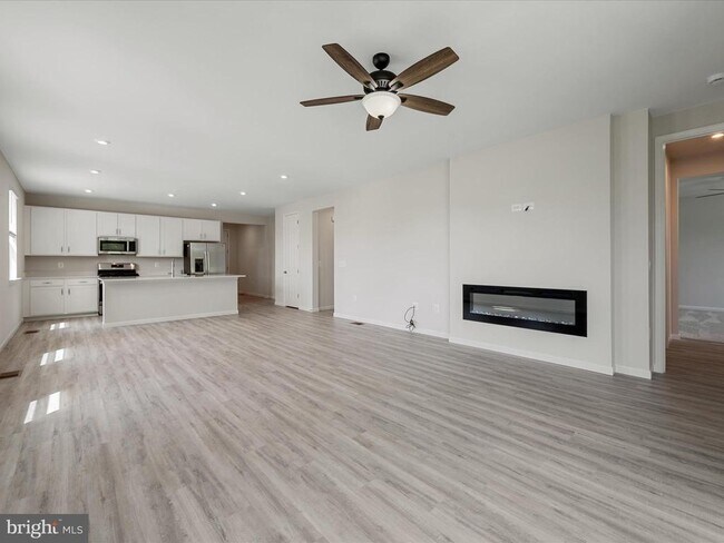 Building Photo - 107 Poe Dr