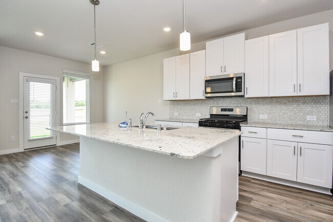 Building Photo - 5838 Wayne Wy