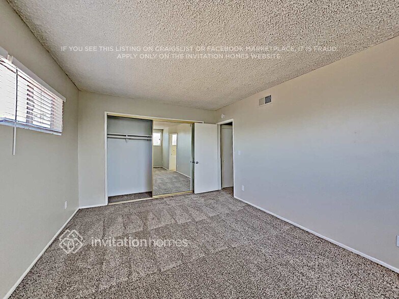 Building Photo - 7652 Goodland Ave