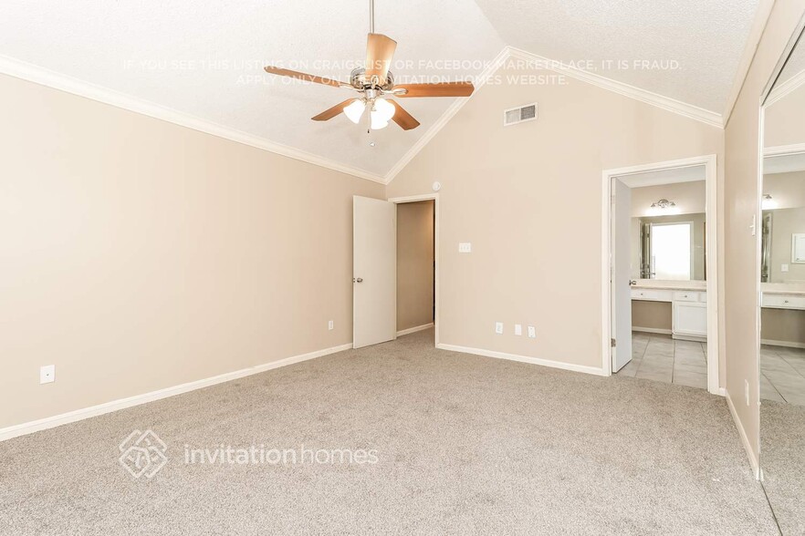 Building Photo - 5807 Polo Club Dr