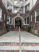 Building Photo - 305 Sixth Ave