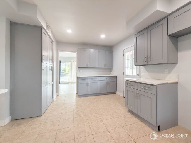 Building Photo - Newly Renovated Home for Rent in Thousand ...
