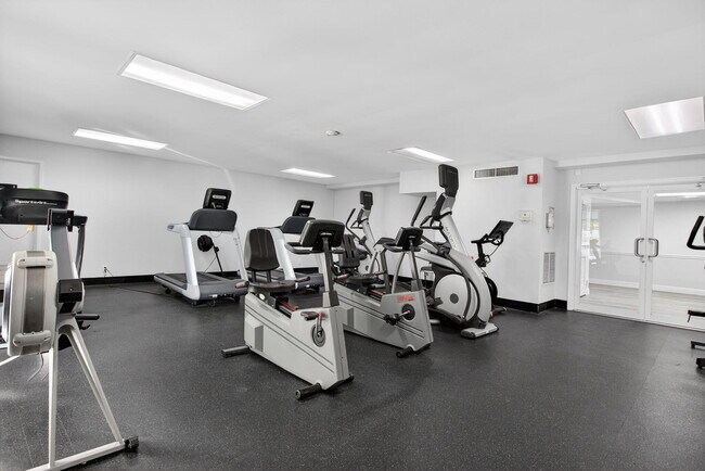 Building Photo - 111 Briny Ave