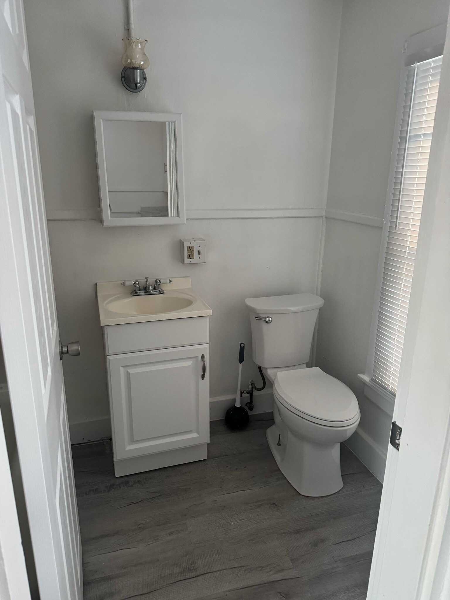 Building Photo - 165 Brunswick St