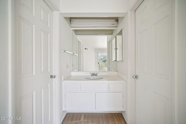 Building Photo - 668 Oak Run Trail