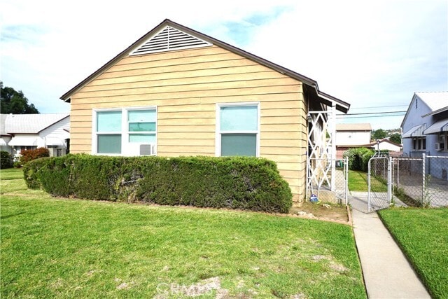 Building Photo - 2105 S Garfield Ave