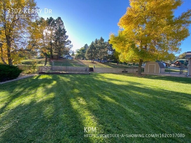 Building Photo - 3302 Kerry Dr