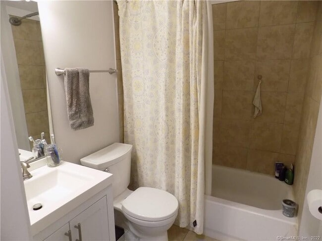 Building Photo - 168 Greenwood Ave