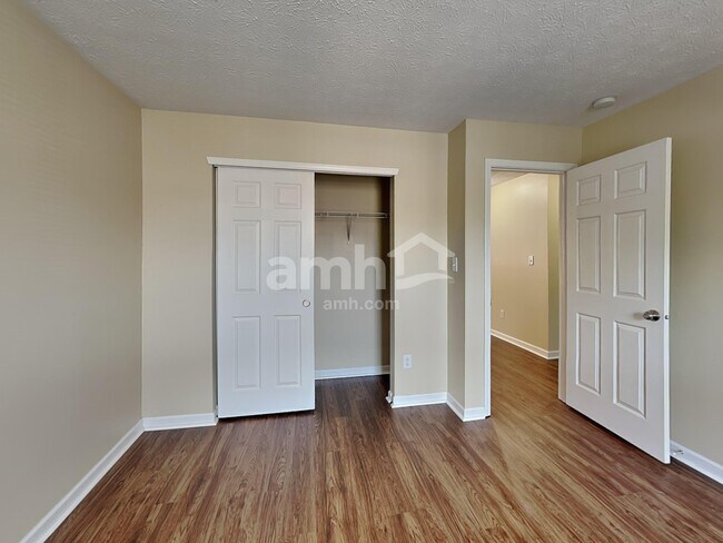 Building Photo - 12024 Seahawks Ln