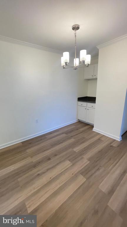 Building Photo - 18302 Streamside Dr