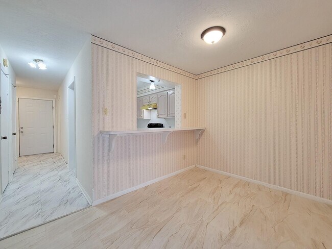 Building Photo - 1815 Country Village Blvd