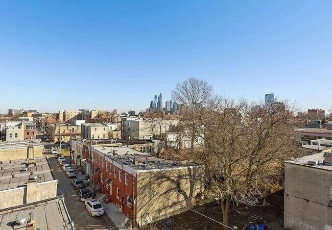 Building Photo - 623 N 36th St
