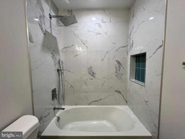 Building Photo - 34 Hornets Nest Ln