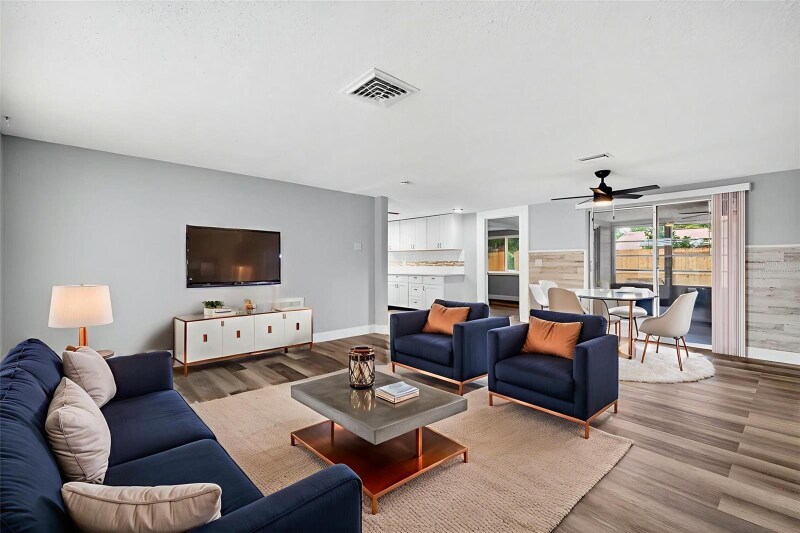 Building Photo - 6841 Tierra Linda St