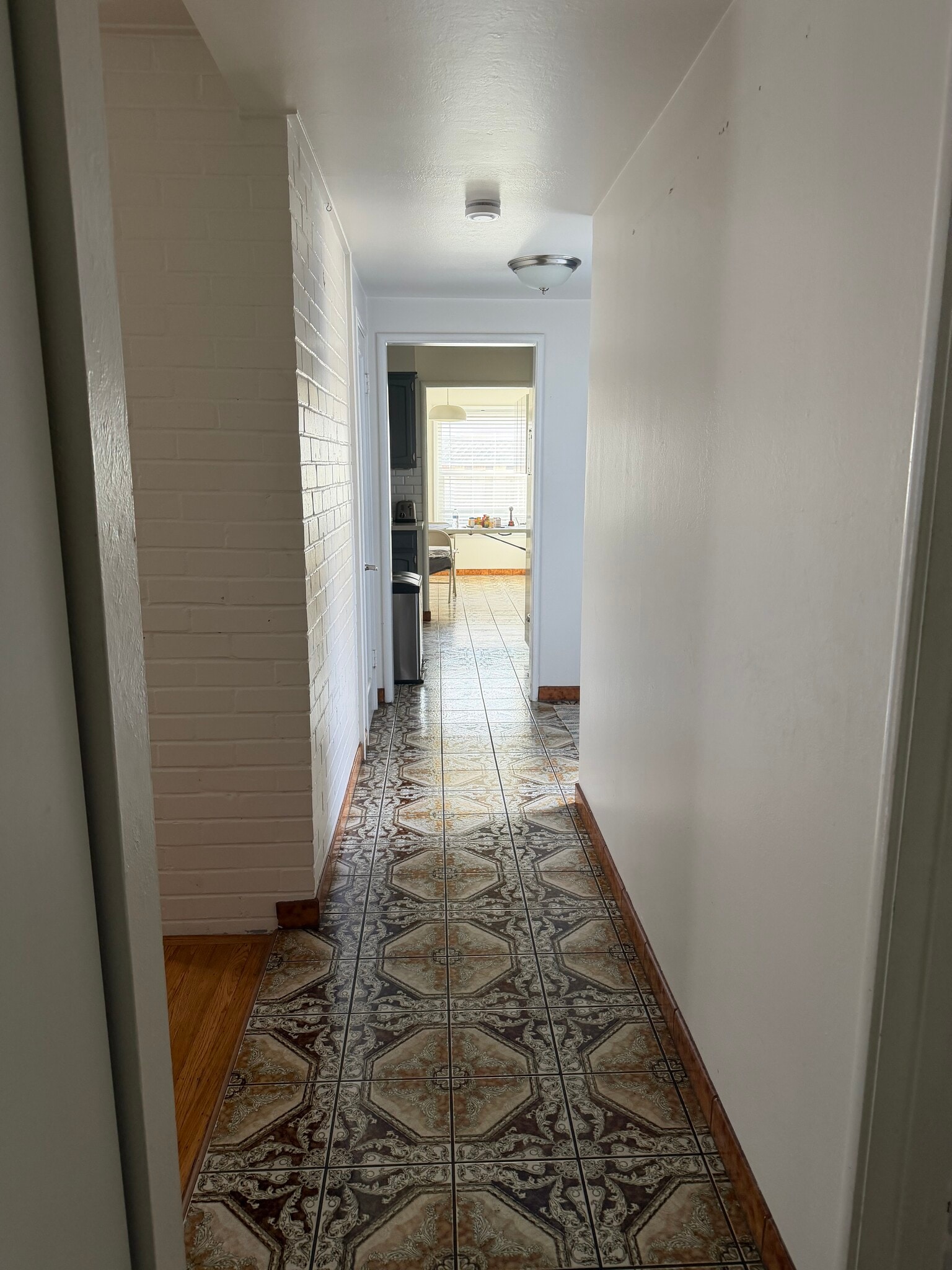 Hallway - 2158 Cabrillo Ave
