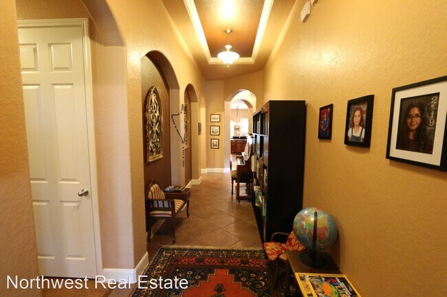 Building Photo - 4 br, 2.5 bath House - 11206 Burnt Sienna