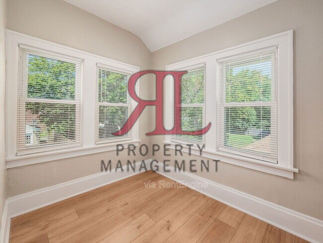 Building Photo - 439 Eldridge Ave