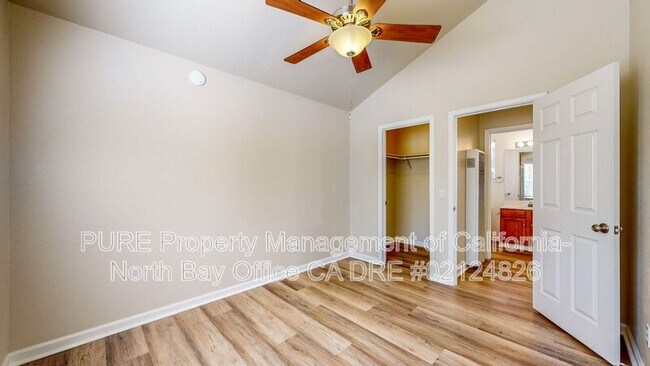 Building Photo - 1220 Hidden Creek Pl
