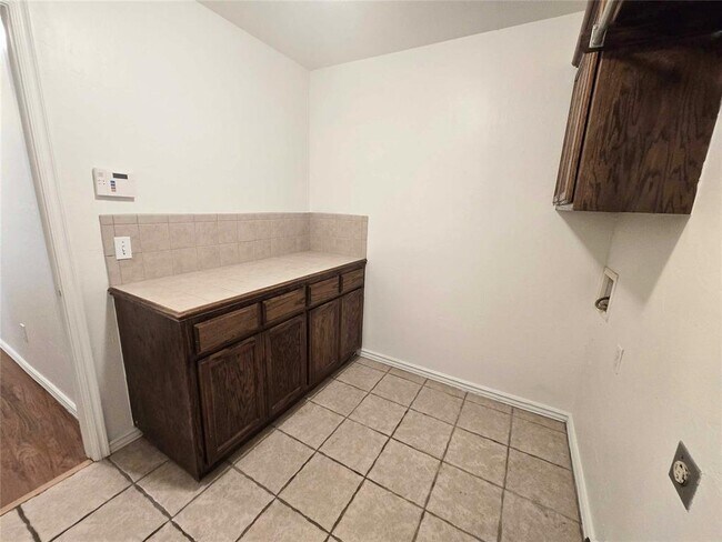Building Photo - 16001 Korie Dr