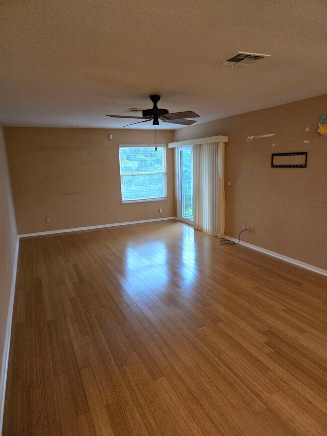 Building Photo - 13520 Cypress Head Dr