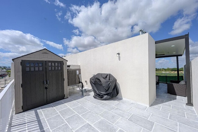 Building Photo - 14311 SW 258th Ln