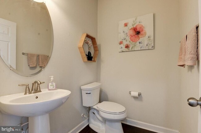 Building Photo - 22283 Pinecroft Terrace