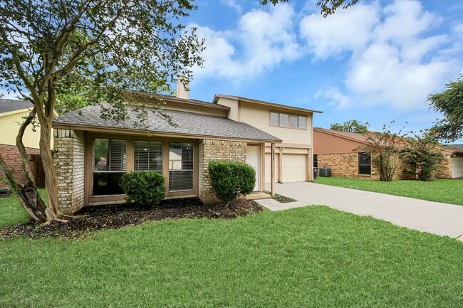 Building Photo - 16618 Lonesome Quail Dr