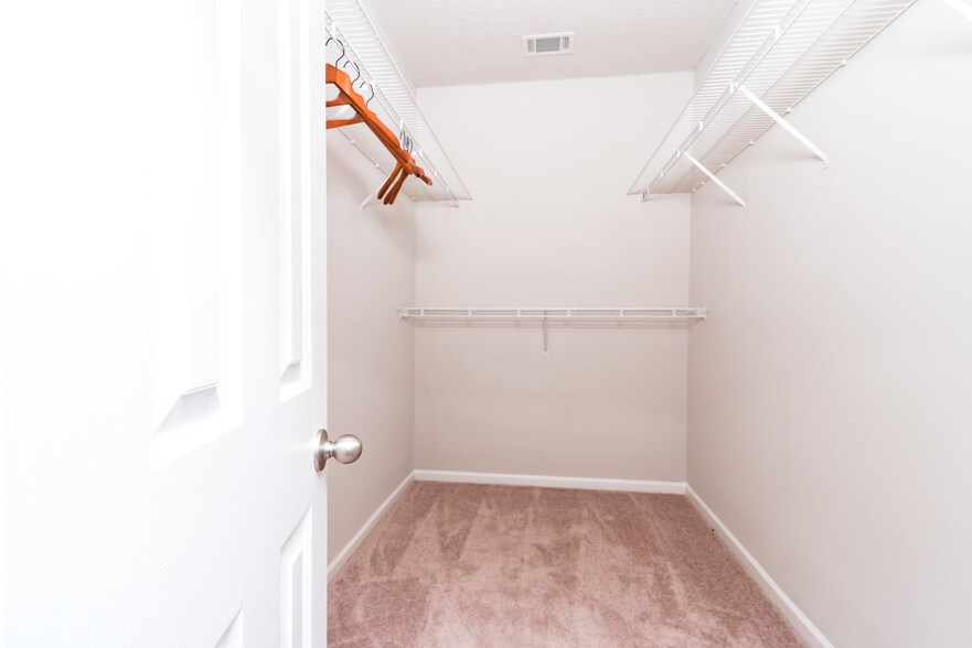 The Berkeley At Southpoint 1400 Laurel Springs Dr Durham NC 27713 Apartment Finder