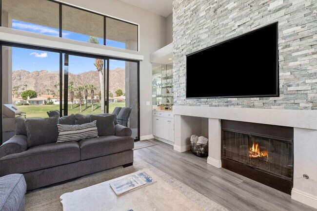 Building Photo - 54575 Shoal Creek