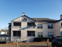 Building Photo - 8024 Tremaine Ct