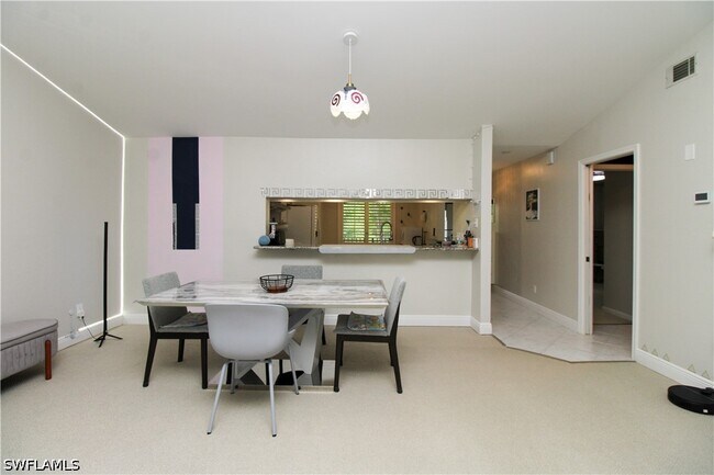 Building Photo - 5767 Deauville Cir