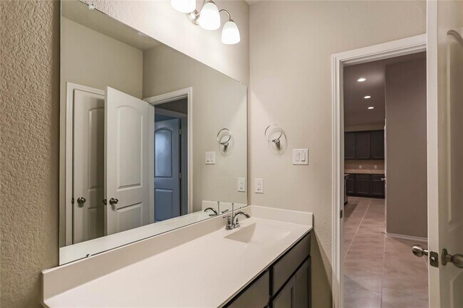 Building Photo - 23822 Piedmont Forest Dr