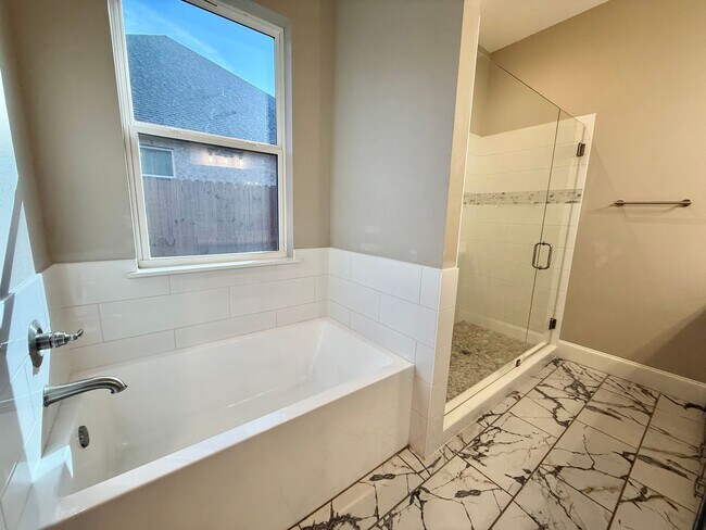 Building Photo - 1037 Stagecoach Bend
