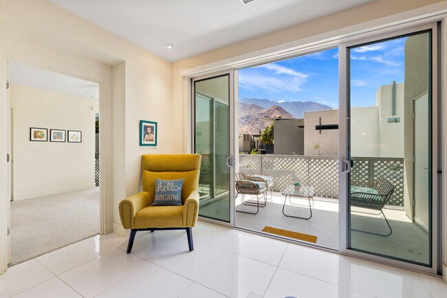 Building Photo - 191 The Riv