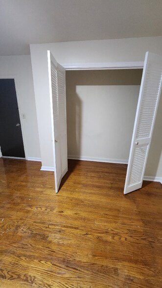 Building Photo - 90 Schuyler Ave