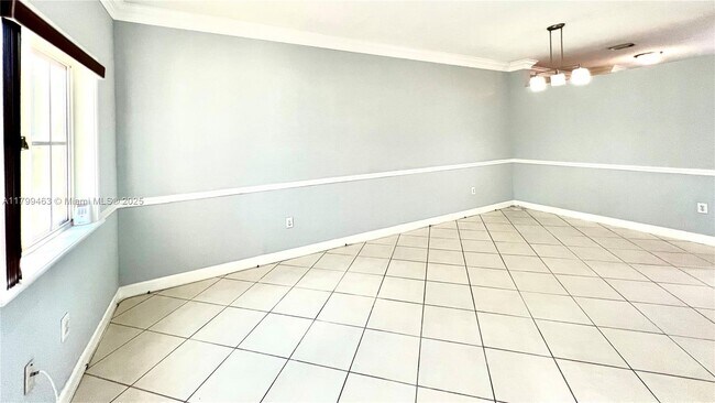 Building Photo - 12651 SW 143rd Ln