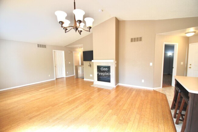 Building Photo - 1354 Avgare Way