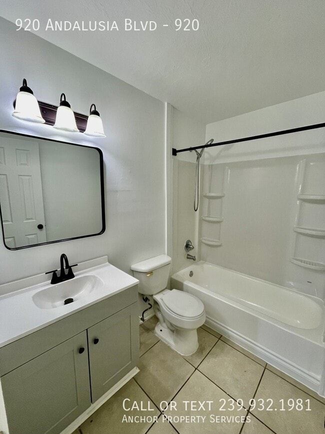 Building Photo - 920 Andalusia Blvd